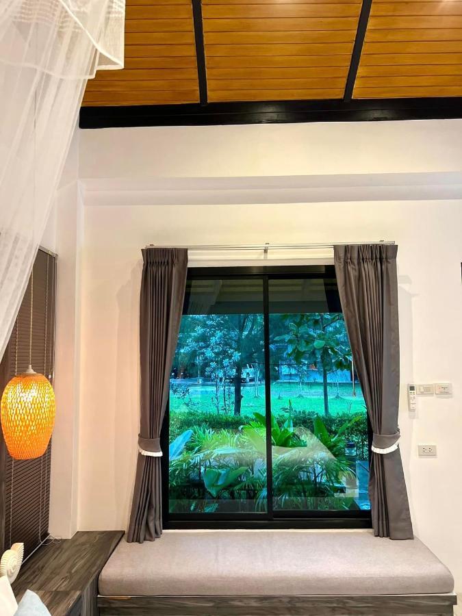 The Mantra Navi Hotell Ko Lanta Eksteriør bilde