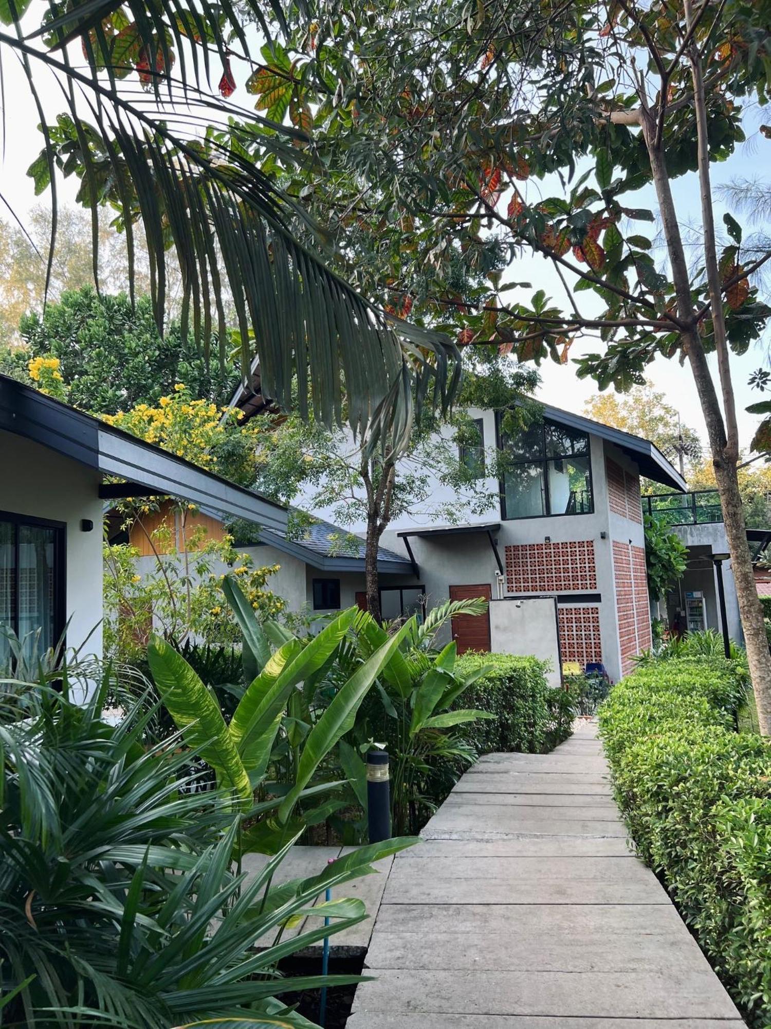 The Mantra Navi Hotell Ko Lanta Eksteriør bilde